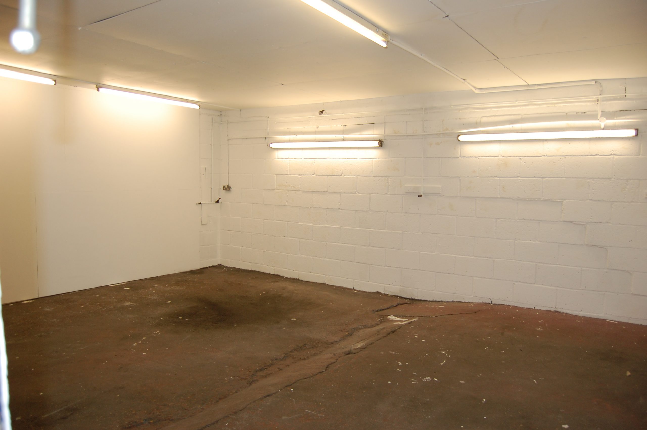 Car Repairs, Storage, Workshop
