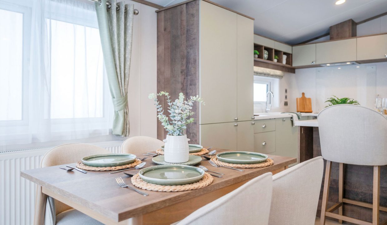 Plot-9A-Regal-Harlington-Lodge-40-x-20,-2025-model-NEW-13