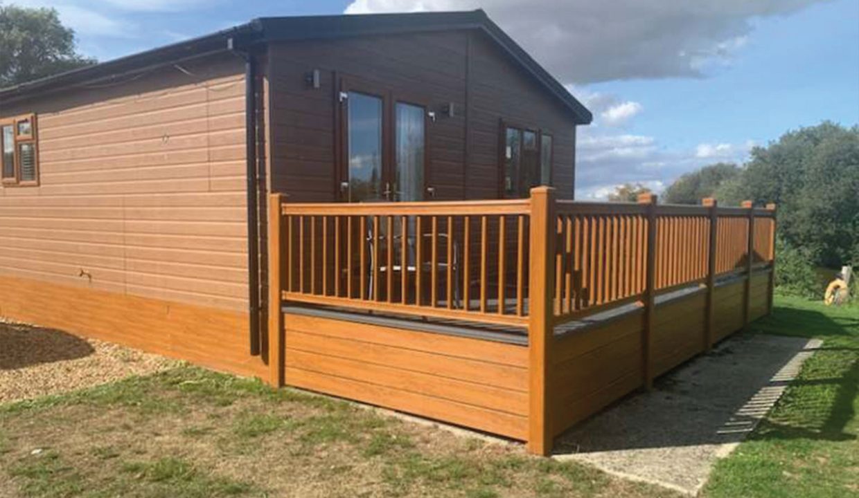 Plot-4-Stacey-Twin-Lodge-32x20-outside-3