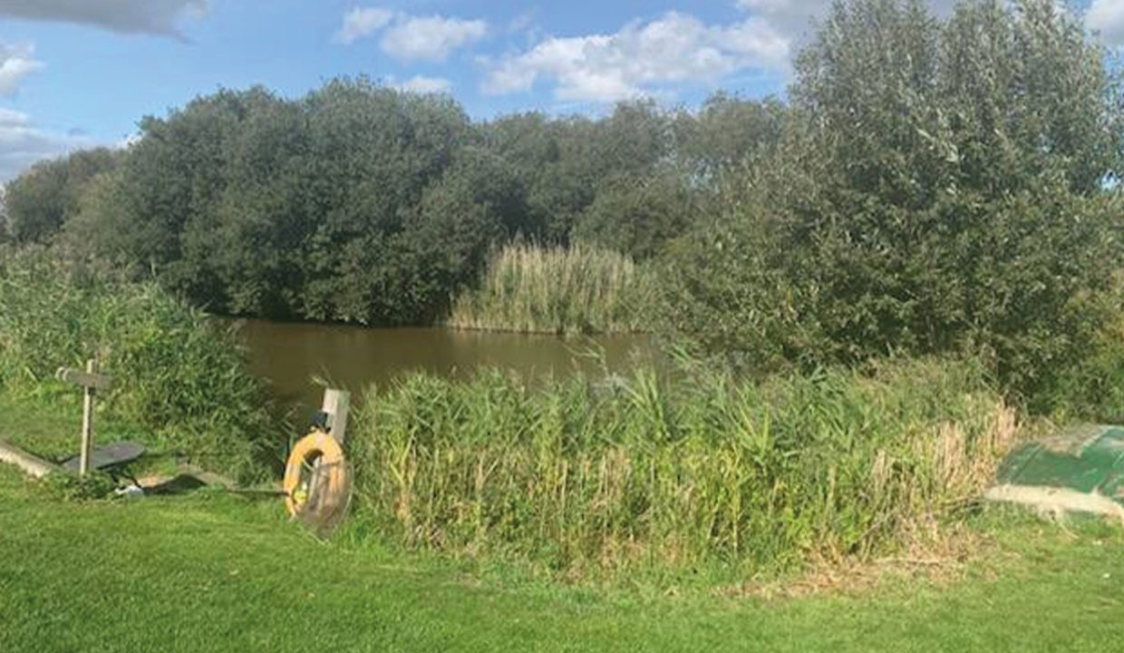 Plot-4-Stacey-Twin-Lodge-32x20-outside-5