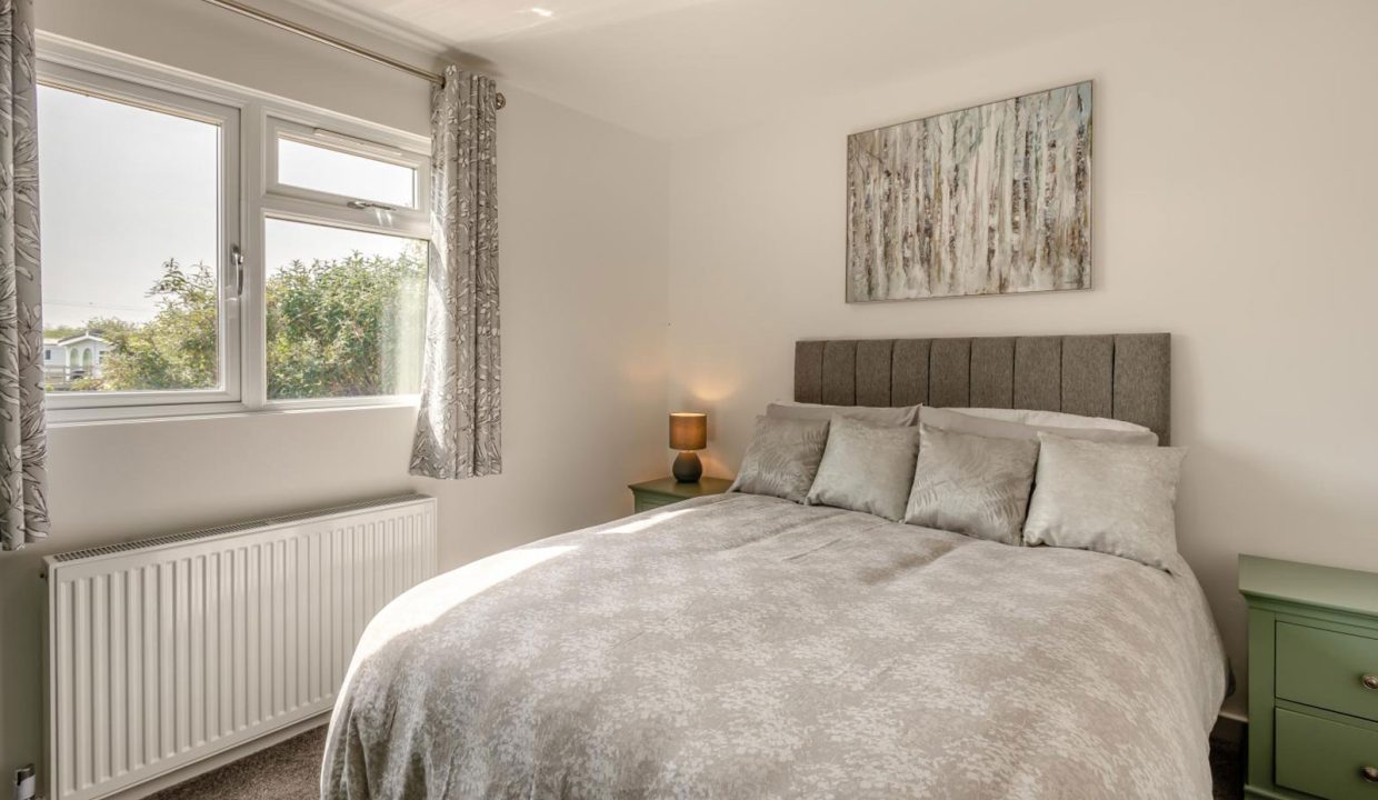 Rental---Tench-Lodge-20