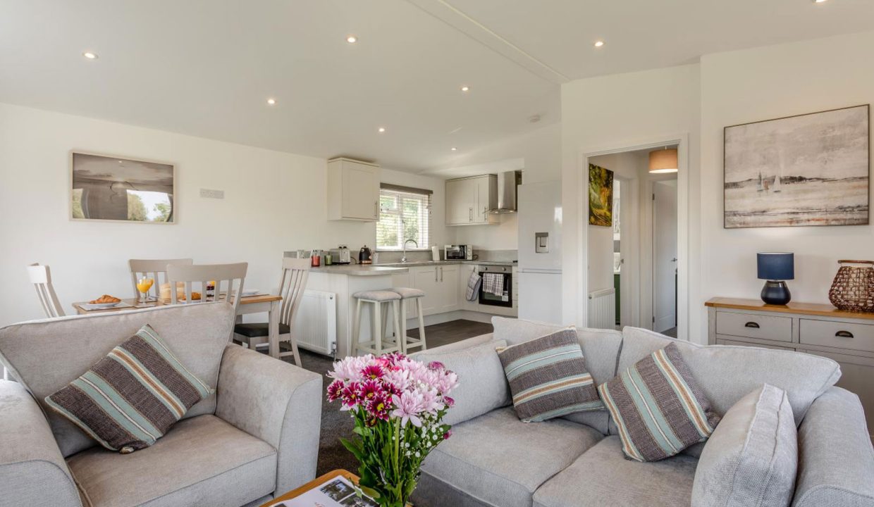 Rental---Tench-Lodge-21