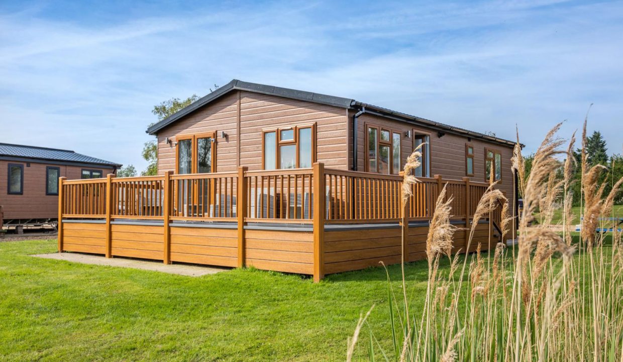 Rental---Tench-Lodge-8