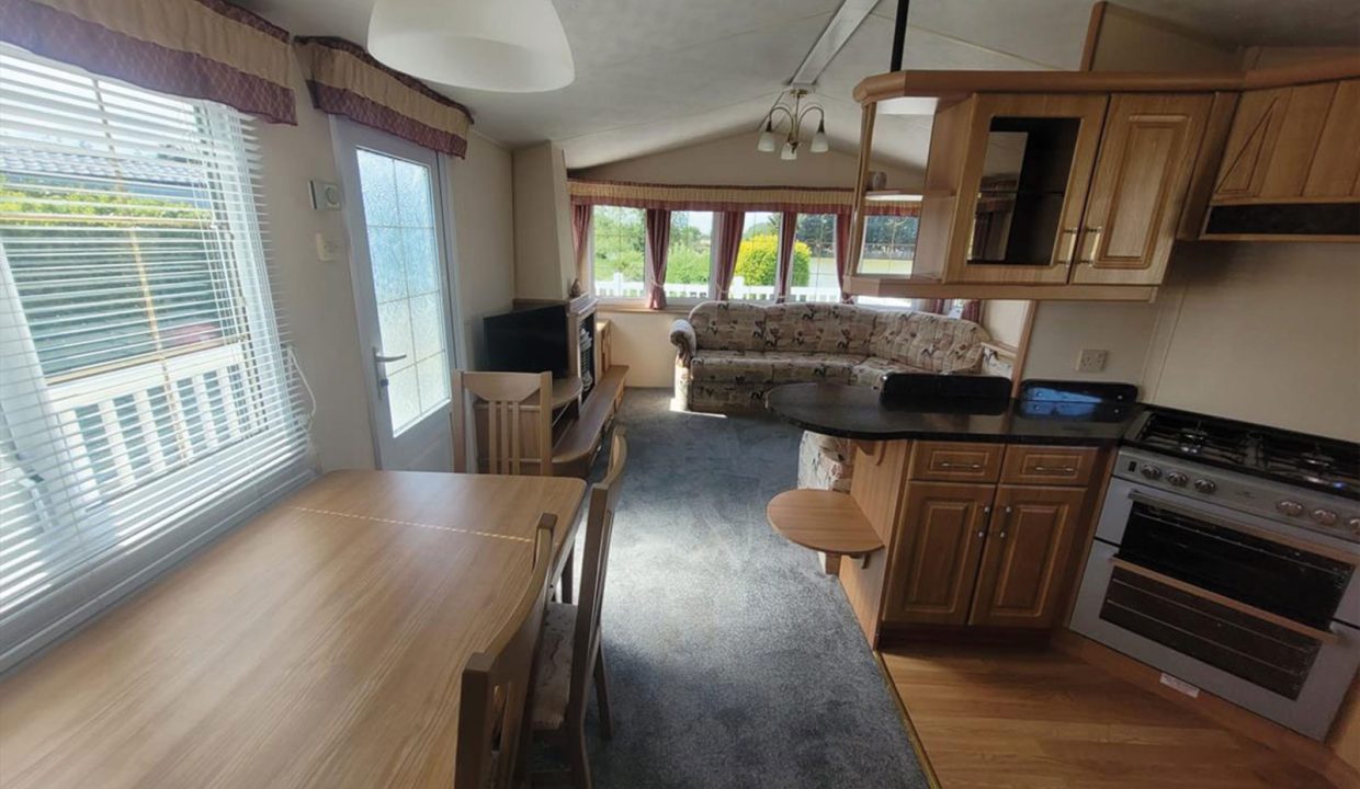 Plot-8---Willerby-Granada-36x12-preowned-4