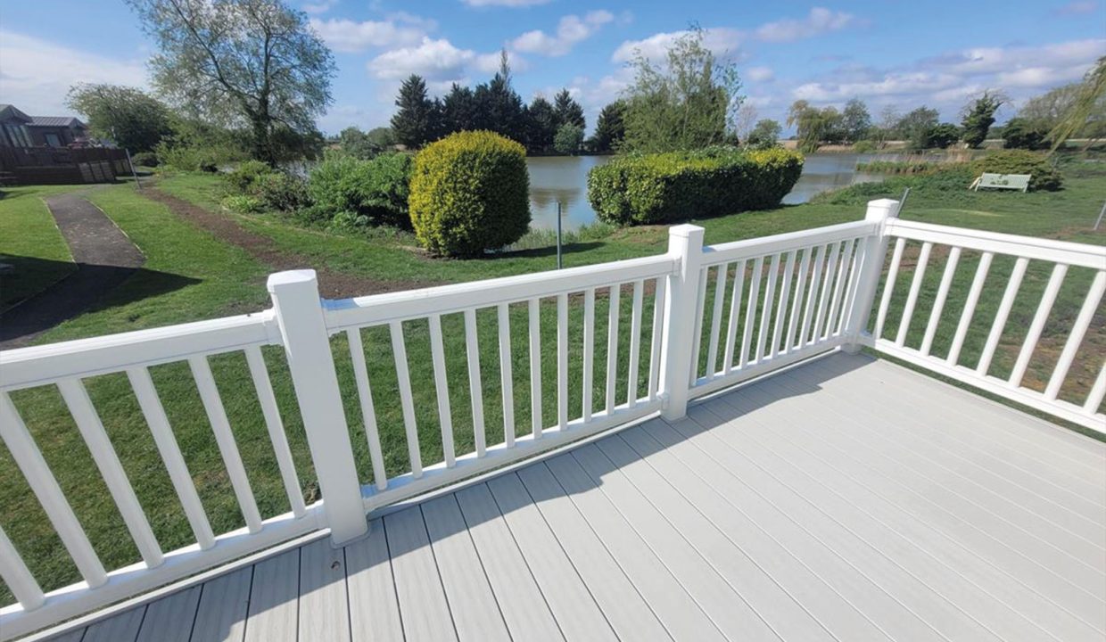Plot-8---Willerby-Granada-36x12-preowned-6